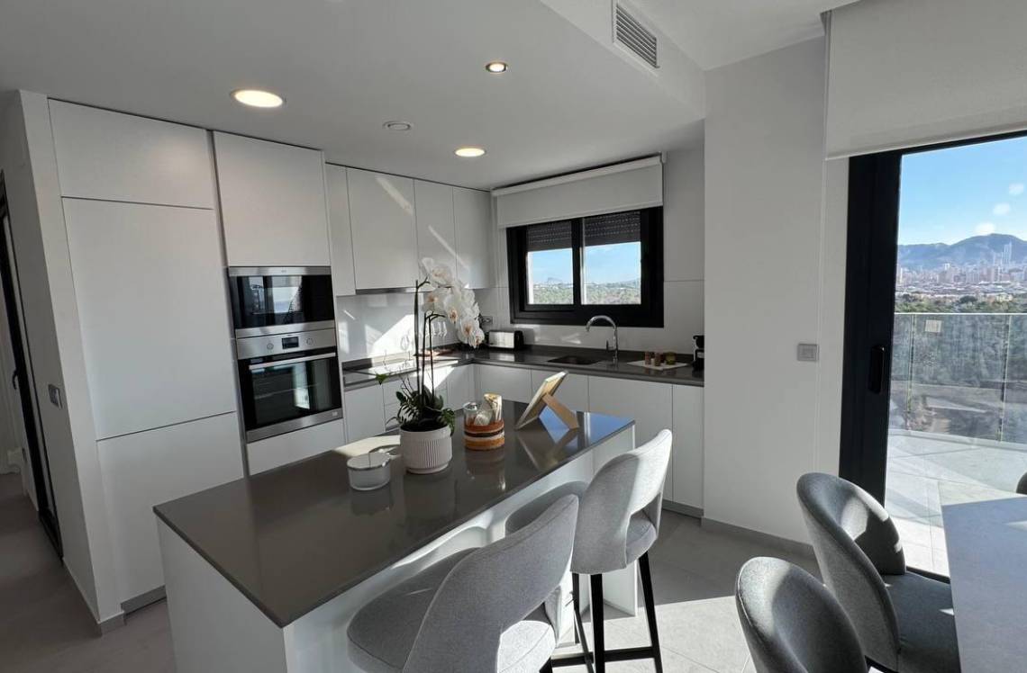 ALICANTE Pueblo Poniente, ,  03502