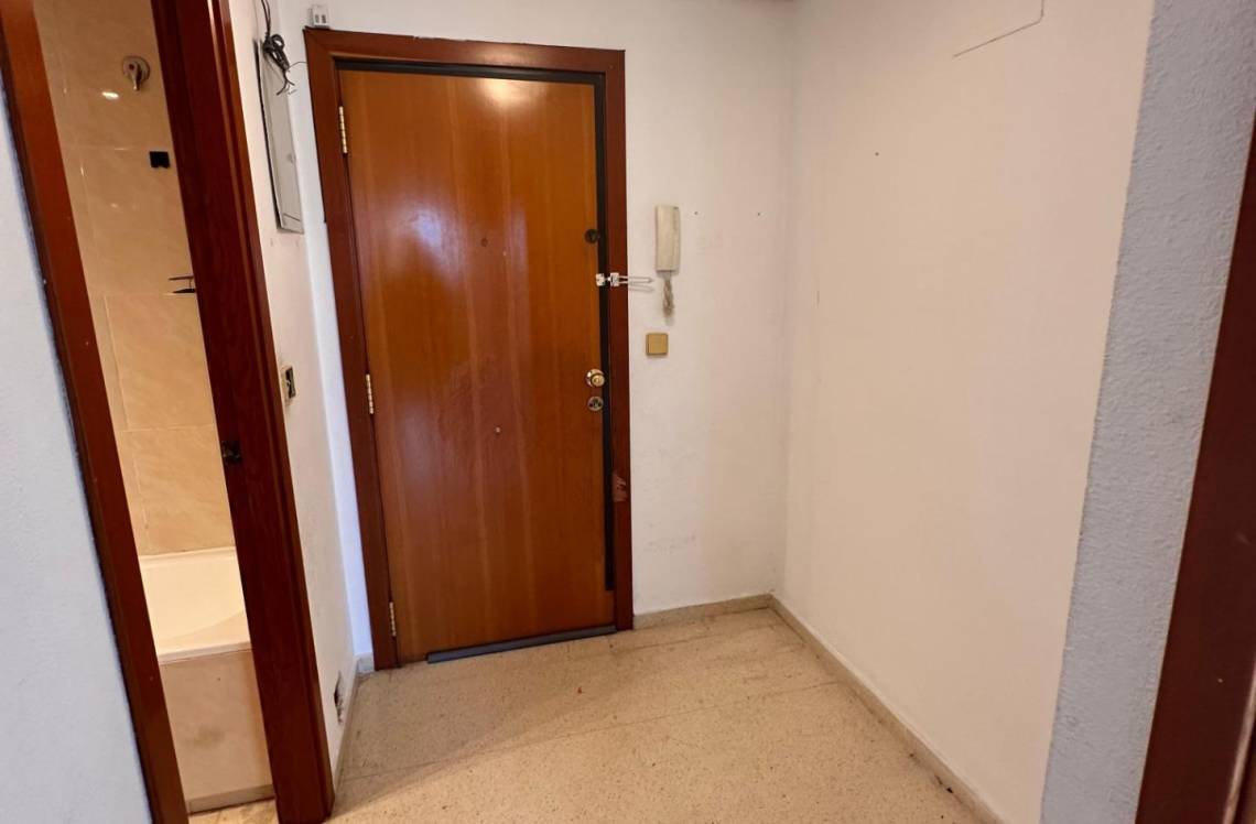 ALICANTE Benidorm, ,  03502