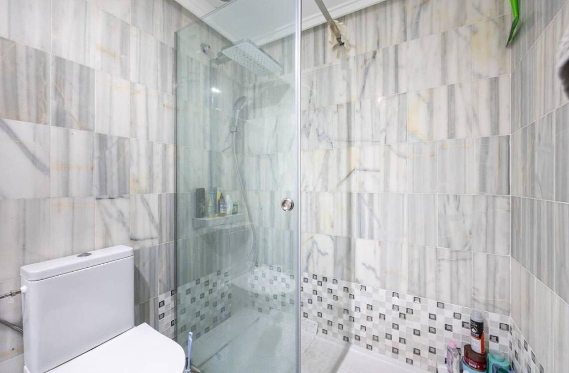 ALICANTE Cala de Benidorm, ,  03502