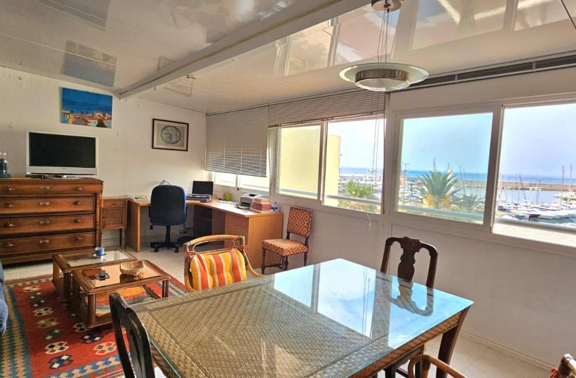 ALICANTE Puerto, ,  03710