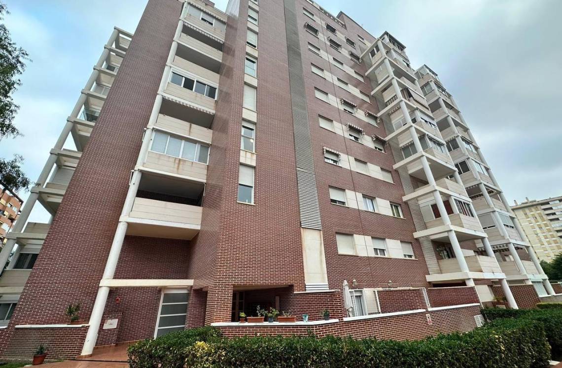 ALICANTE Cala Villajoyosa, ,  03570