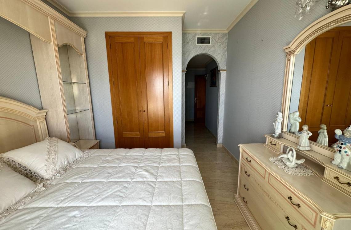 ALICANTE Poniente, ,  03502