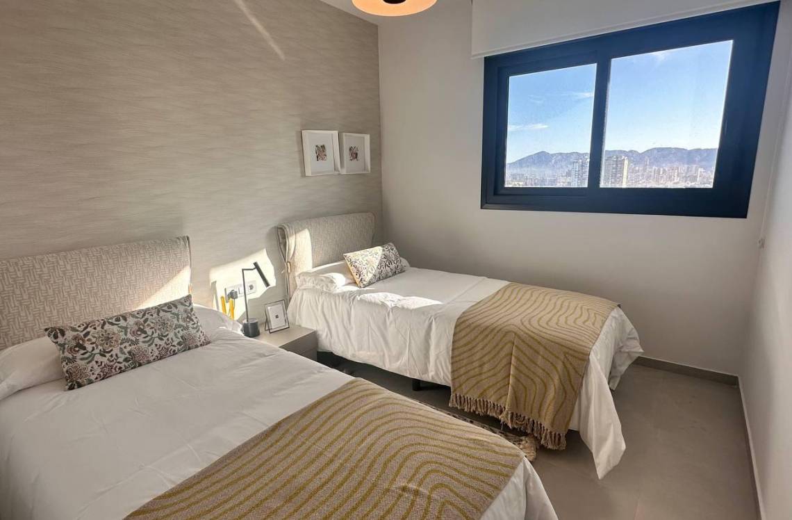 ALICANTE Pueblo Poniente, ,  03502