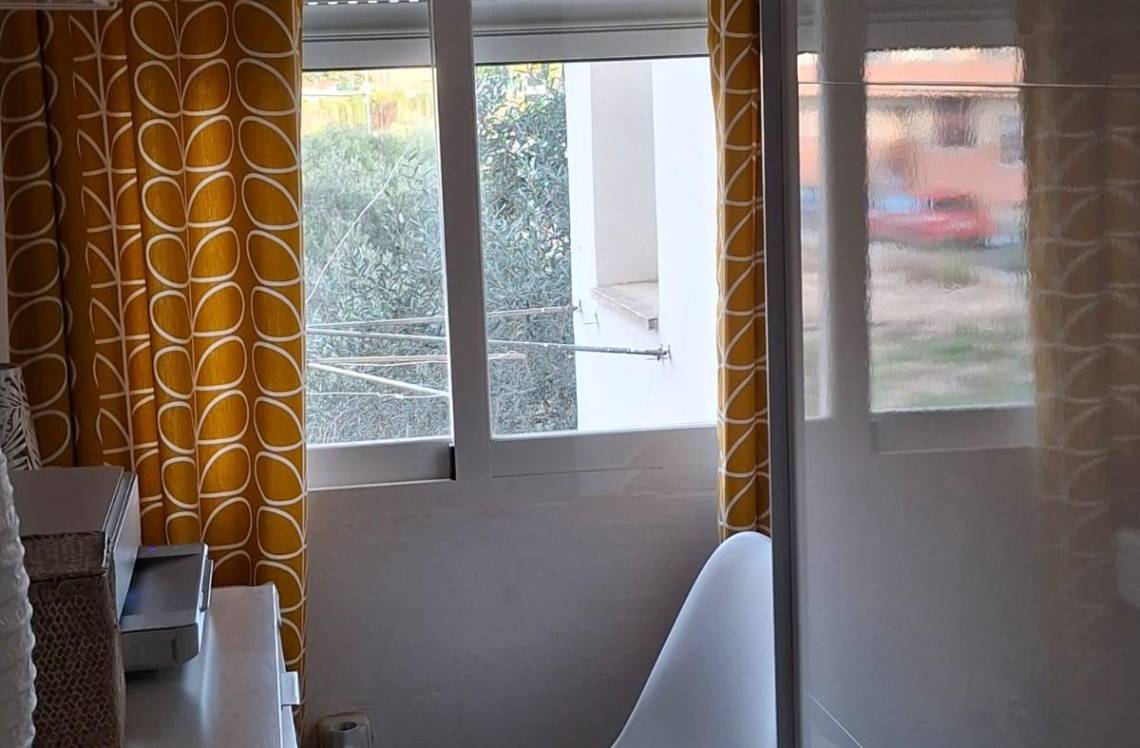 ALICANTE Villajoyosa, ,  03570