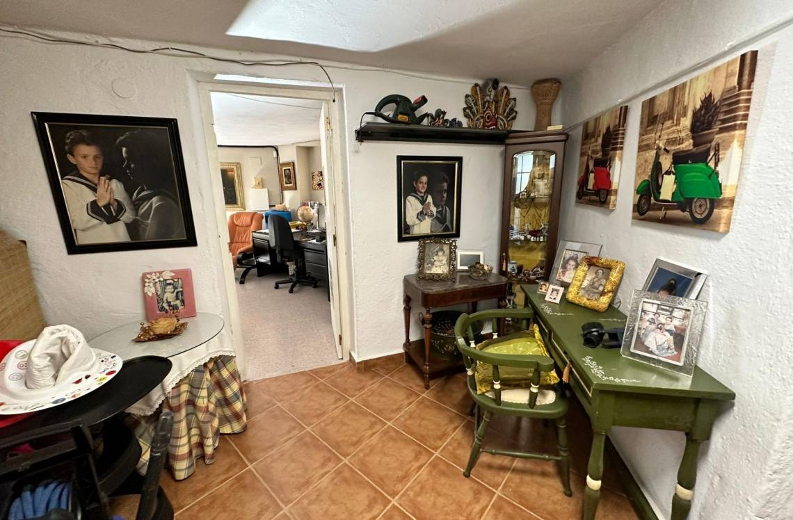 ALICANTE Coblanca, ,  03502