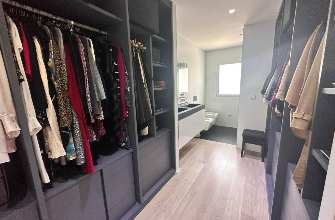 ALICANTE Alfaz del Pi, ,  03580