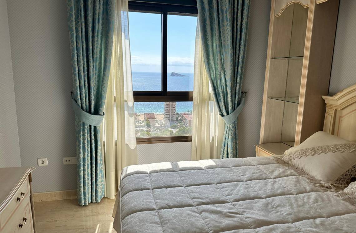 ALICANTE Poniente, ,  03502