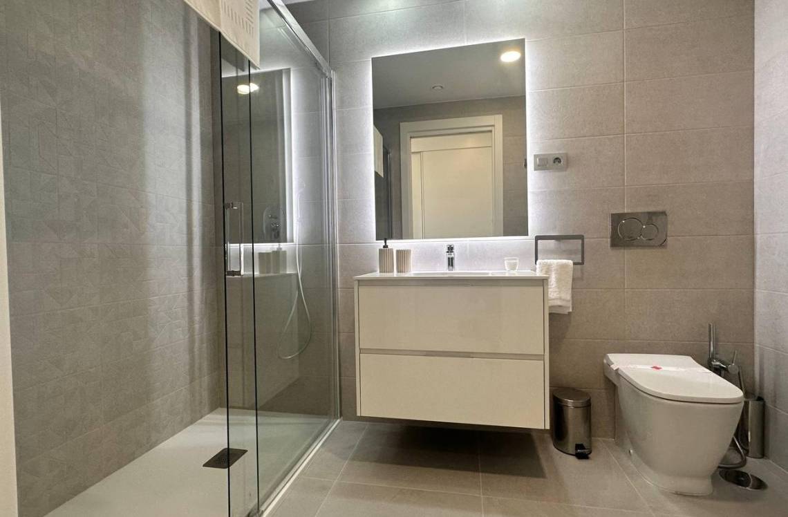 ALICANTE Pueblo Poniente, ,  03502