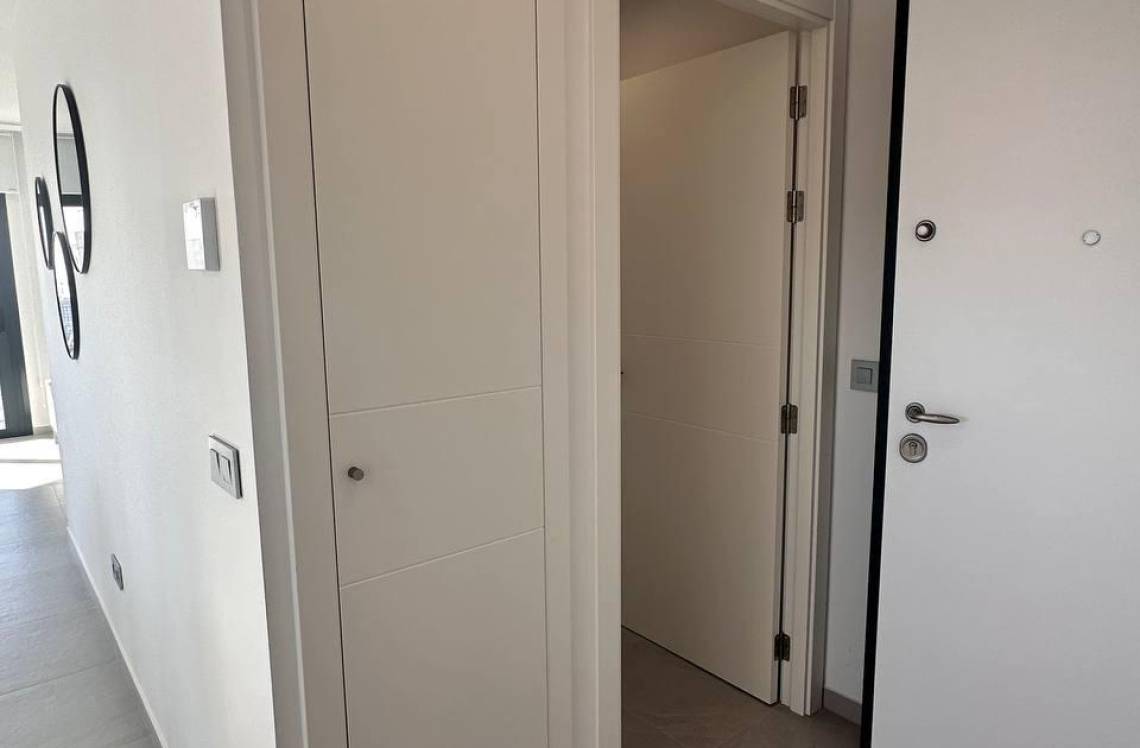 ALICANTE Pueblo Poniente, ,  03502