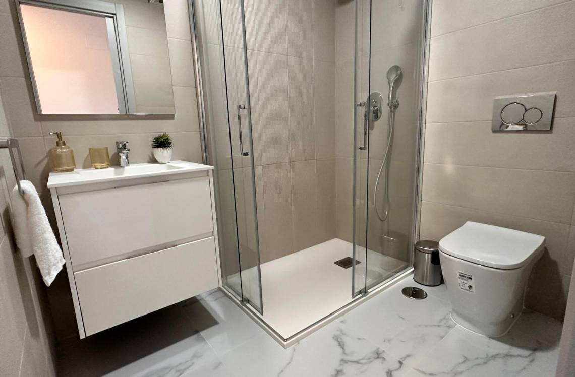 ALICANTE Playa de Poniente, ,  03502