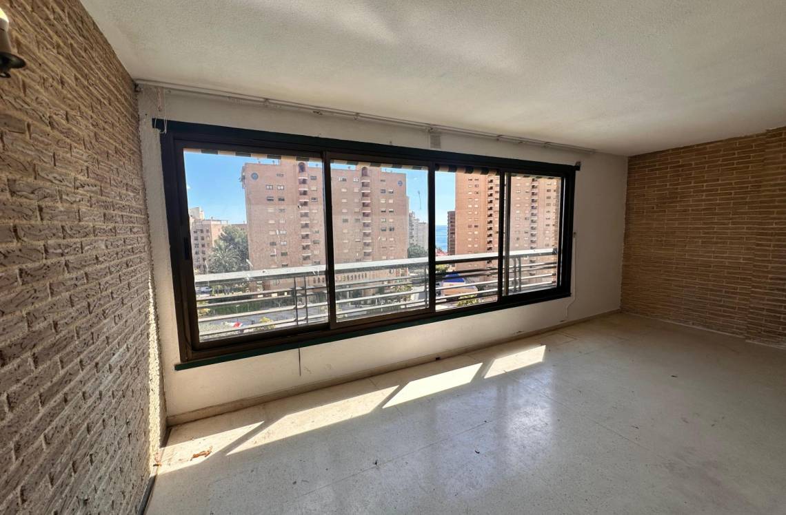 ALICANTE Benidorm, ,  03502