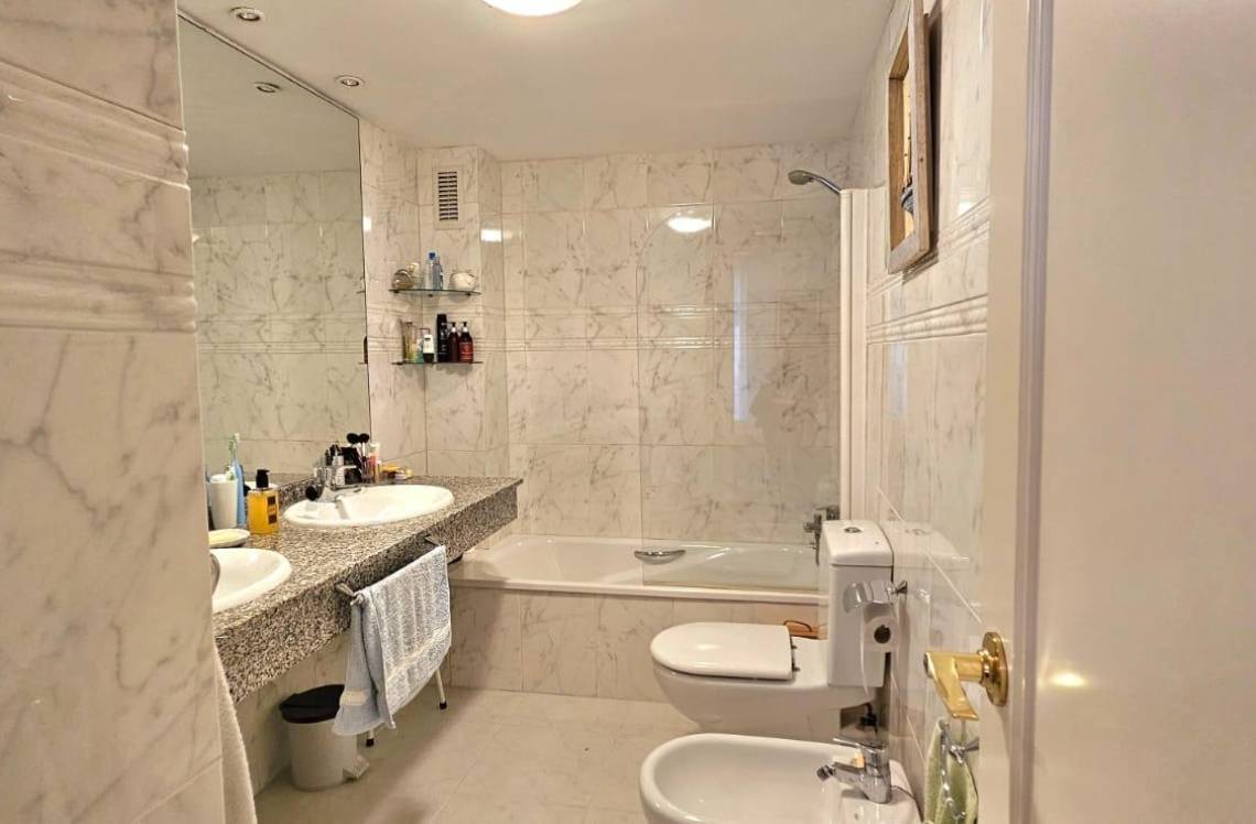 ALICANTE Puerto, ,  03710