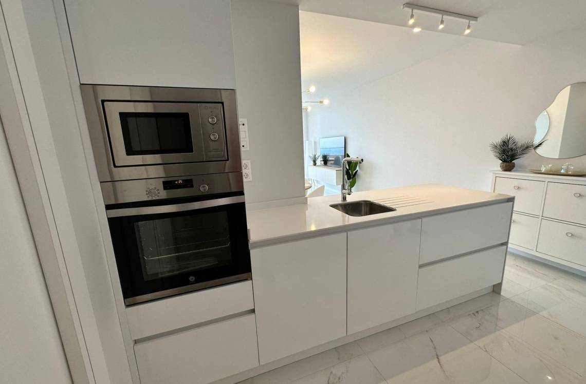 ALICANTE Poniente, ,  03502