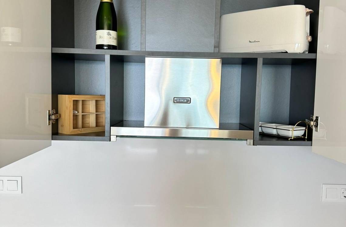 ALICANTE Poniente, ,  03502