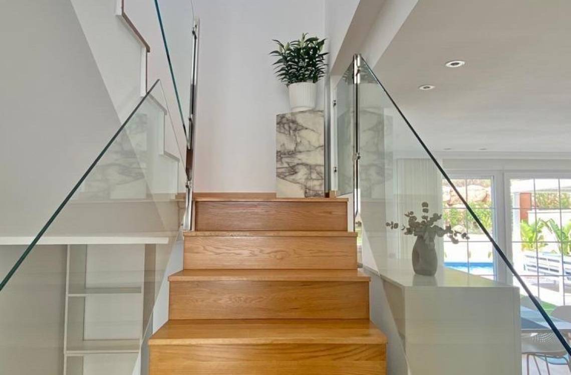 ALICANTE Polop, ,  03520