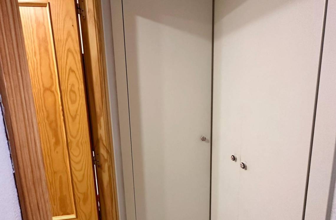 ALICANTE Cala de Villajoyosa, ,  03570