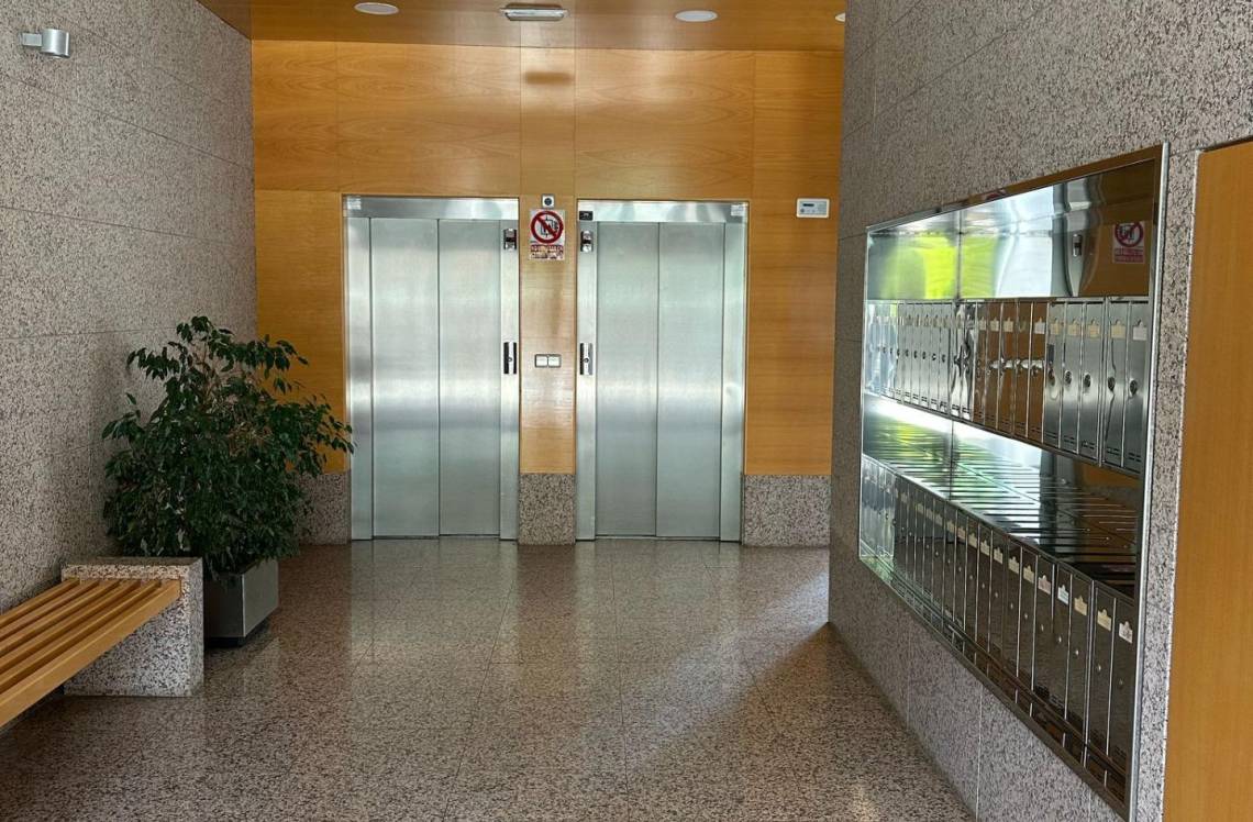 ALICANTE Cala de Villajoyosa, ,  03570