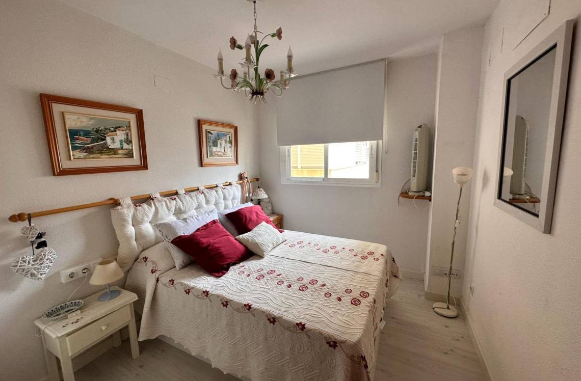 ALICANTE Cala de Villajoyosa, ,  03570