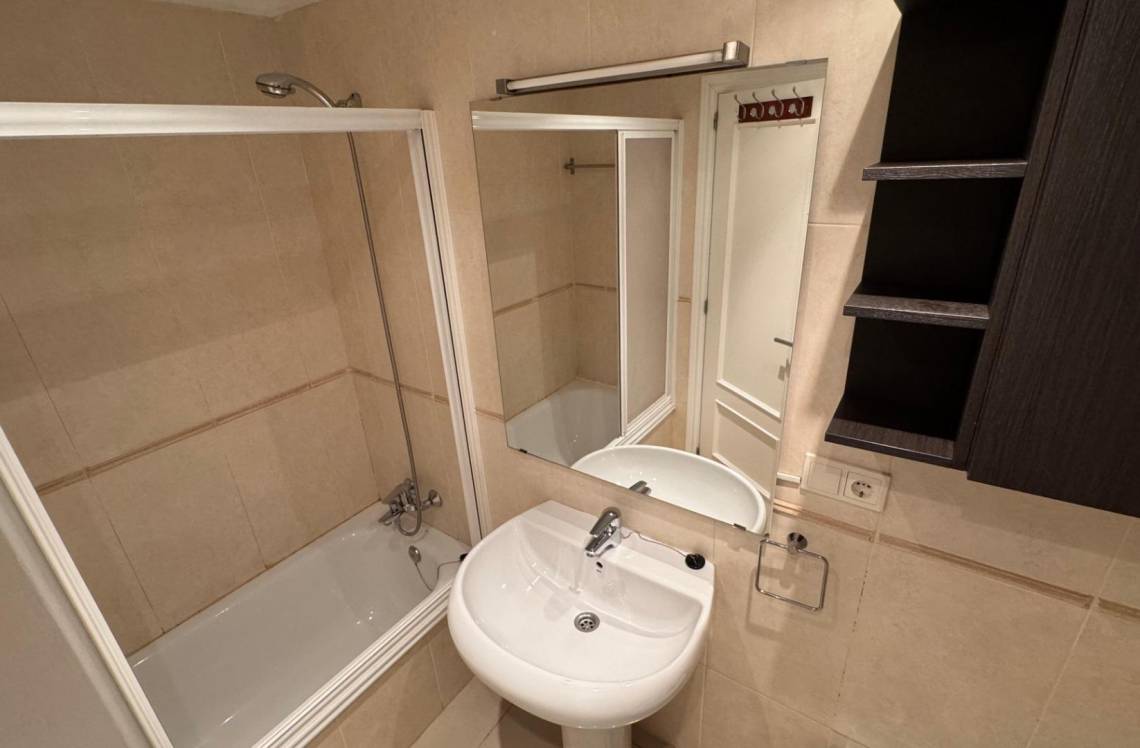 ALICANTE Cala de Villajoyosa, ,  03570