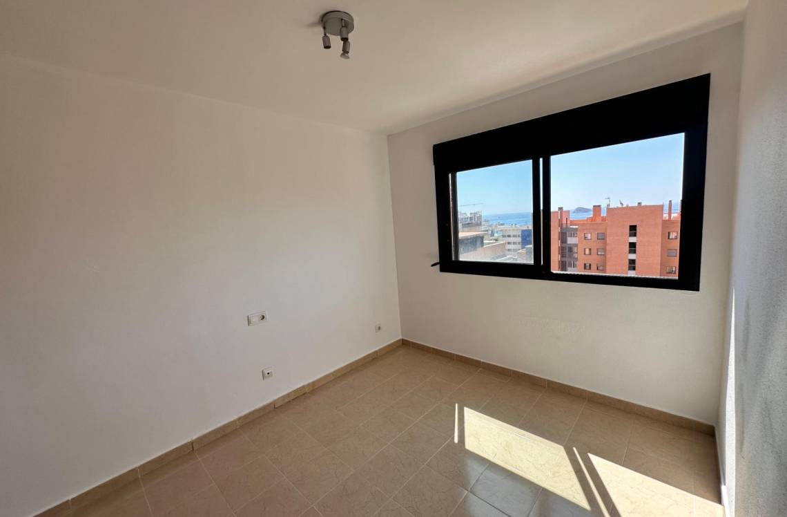 ALICANTE Cala de Villajoyosa, ,  03570