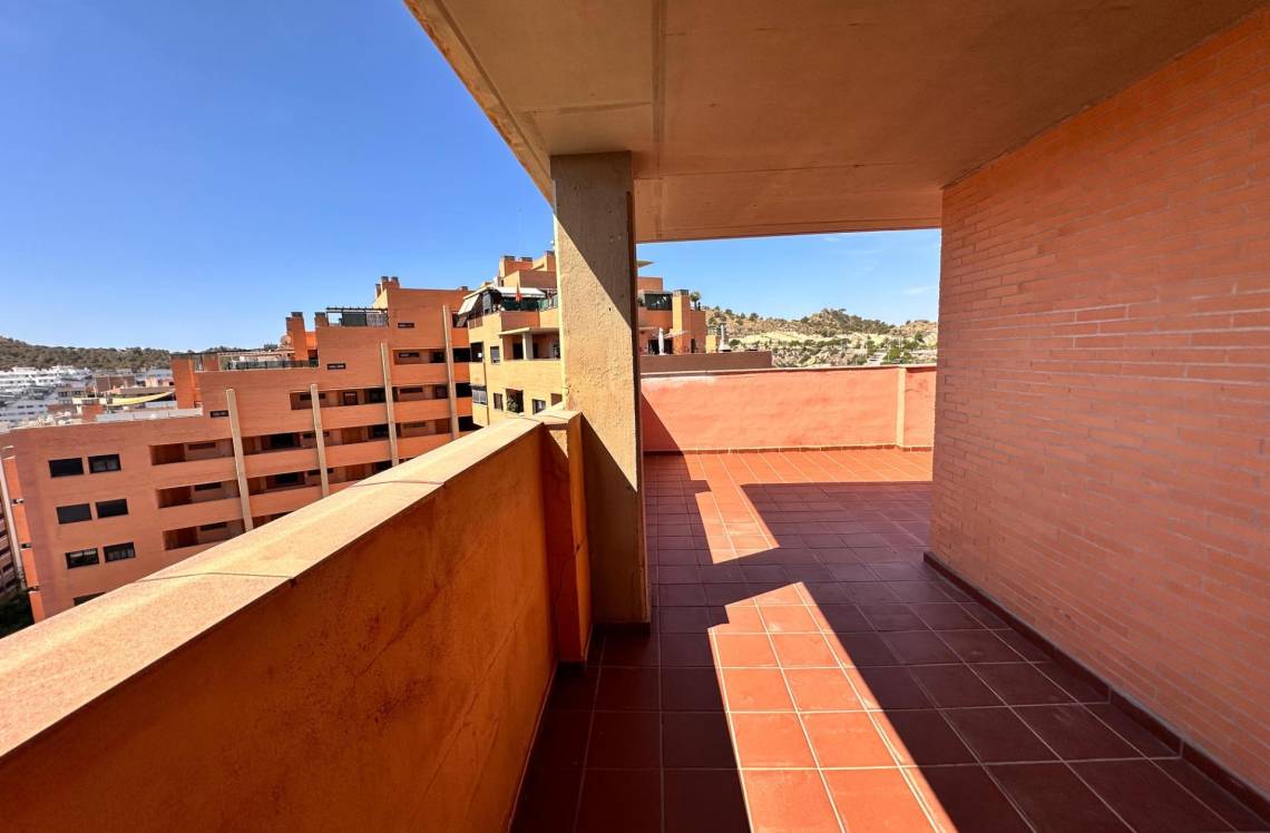 ALICANTE Cala de Villajoyosa, ,  03570