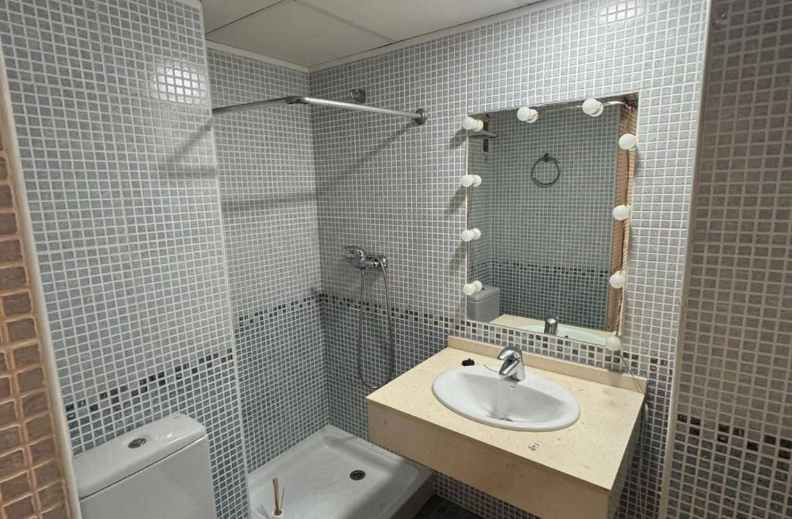 ALICANTE Cala de Villajoyosa, ,  03570