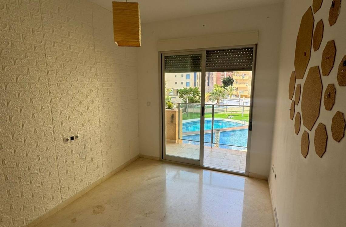 ALICANTE Cala de Villajoyosa, ,  03570