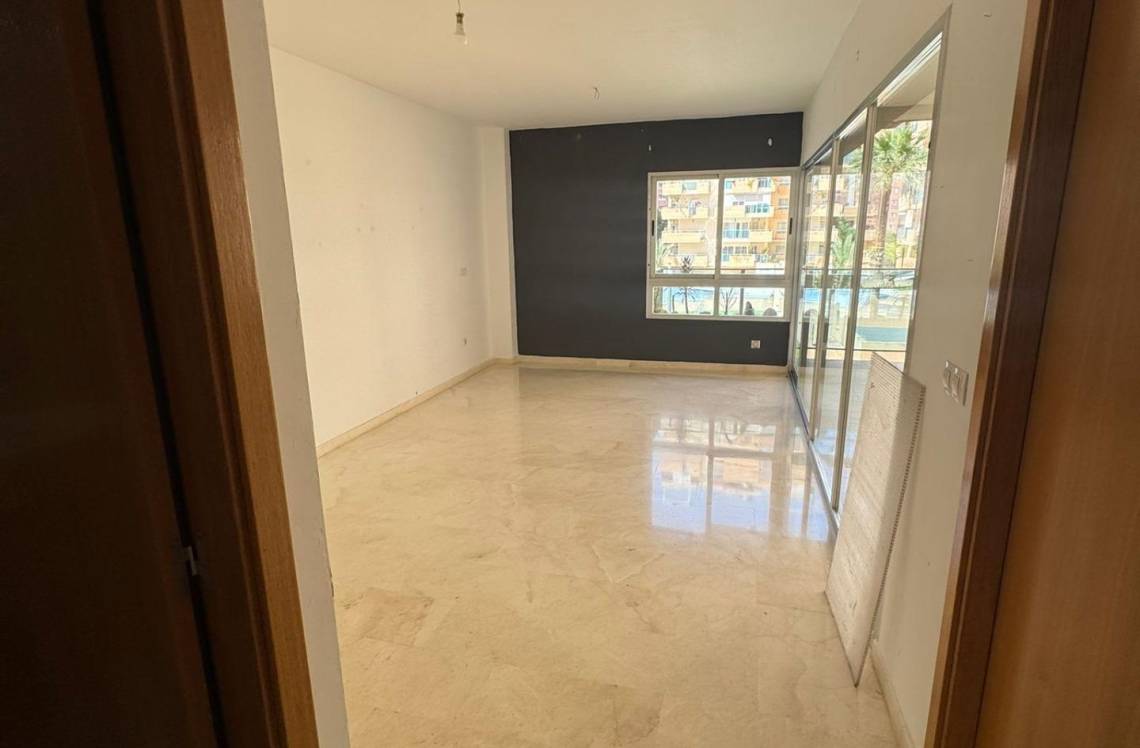 ALICANTE Cala de Villajoyosa, ,  03570