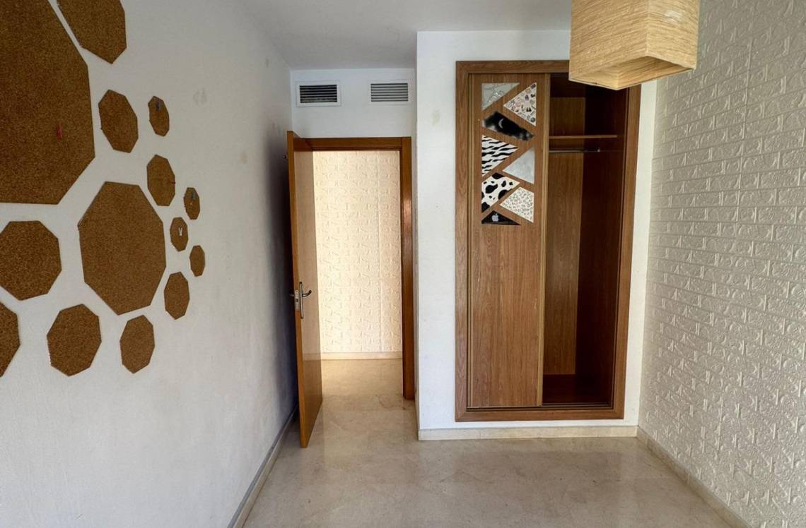 ALICANTE Cala de Villajoyosa, ,  03570